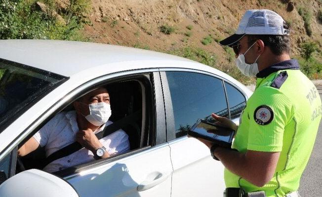 Istanbul Ankara Izmir Ozel Aracta Maske Takmak Zorunlu Mu Maske Takmama Cezasi Ne Kadar